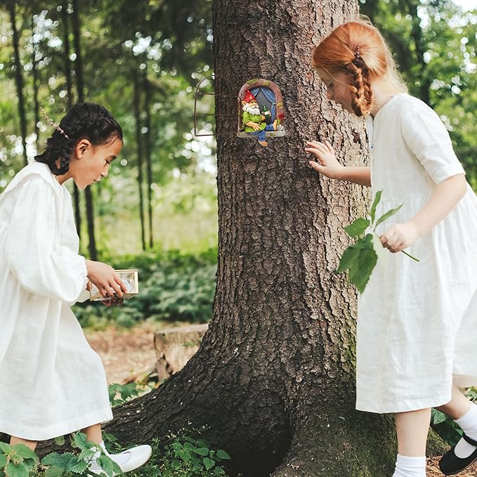 Gnome Tree Hugger, Funny Garden Gnome Resin Statue, Outdoor Ornaments Decor, Whimsical Tree Sculpture Peeker, Patio Yard Lawn Porch Decoration, Gardening Gifts