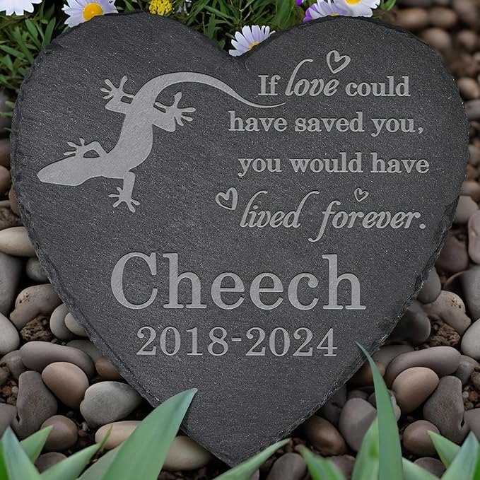 Lizard Memorial Stone - Lizard Statue - Tombstone - Loss Gift - Pet Loss Memorial - Heart